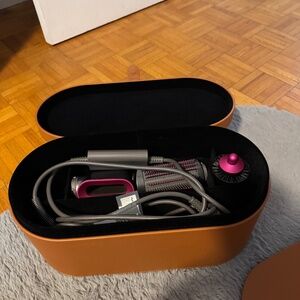 Dyson airwrap
